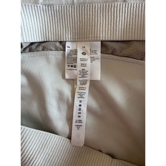 Lululemon Ribbed Softstreme Zip-Leg High-Rise Cropped Pant 25" Size 14 Cream NWT - Picture 11 of 14